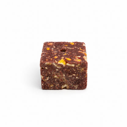 Sazan Yemi - Delikli Küspe - Mısır/Çilek - Kare - 1 KG Paket